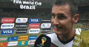 克洛泽2014年空翻是哪场比赛,克洛泽的空翻庆祝