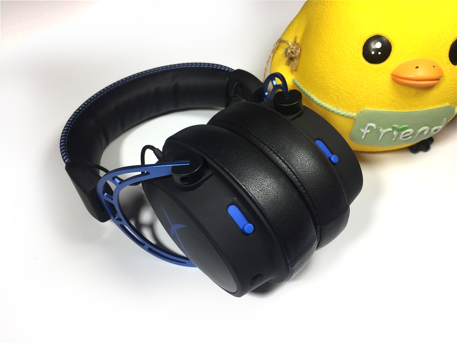 hyperx阿尔法无线版游戏耳机,hyperx阿尔法耳机