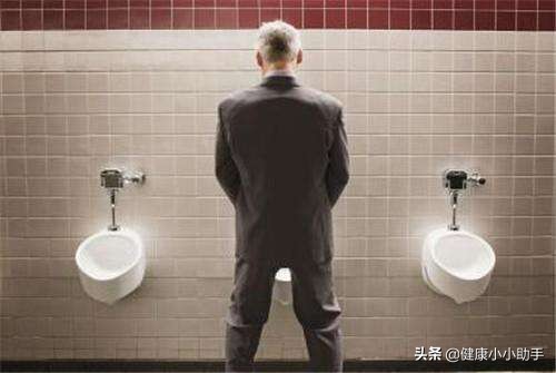 尿液出现6种颜色要当心,尿液出现这4种颜色你就要当心了