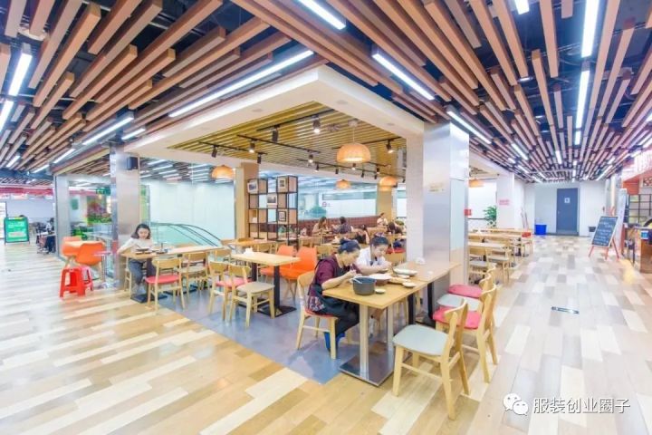 天津最大的服装批发市场在哪里,海南服装男服装批发市场