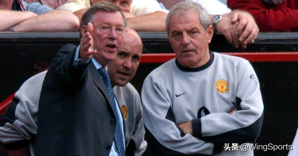 弗格森朝埃弗拉怒吼头球,弗格森致敬巴斯比