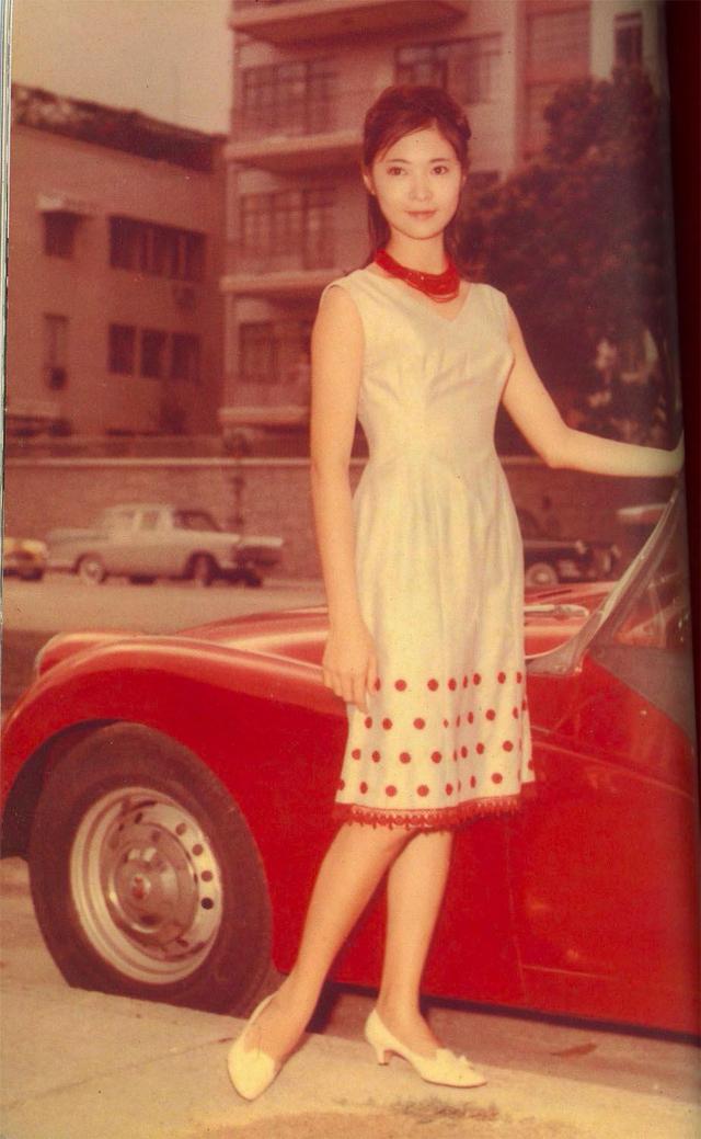 传奇影后萧芳芳：被张国荣奉为女神，甩掉谢贤，她有多厉害？