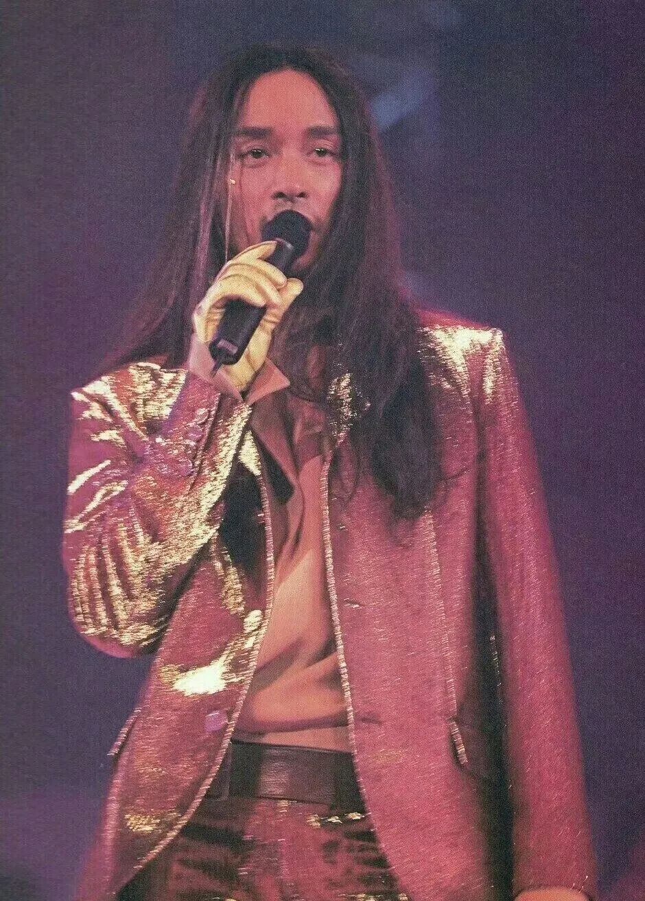 王一博的女性魅力,王一博穿女装vs肖战穿女装