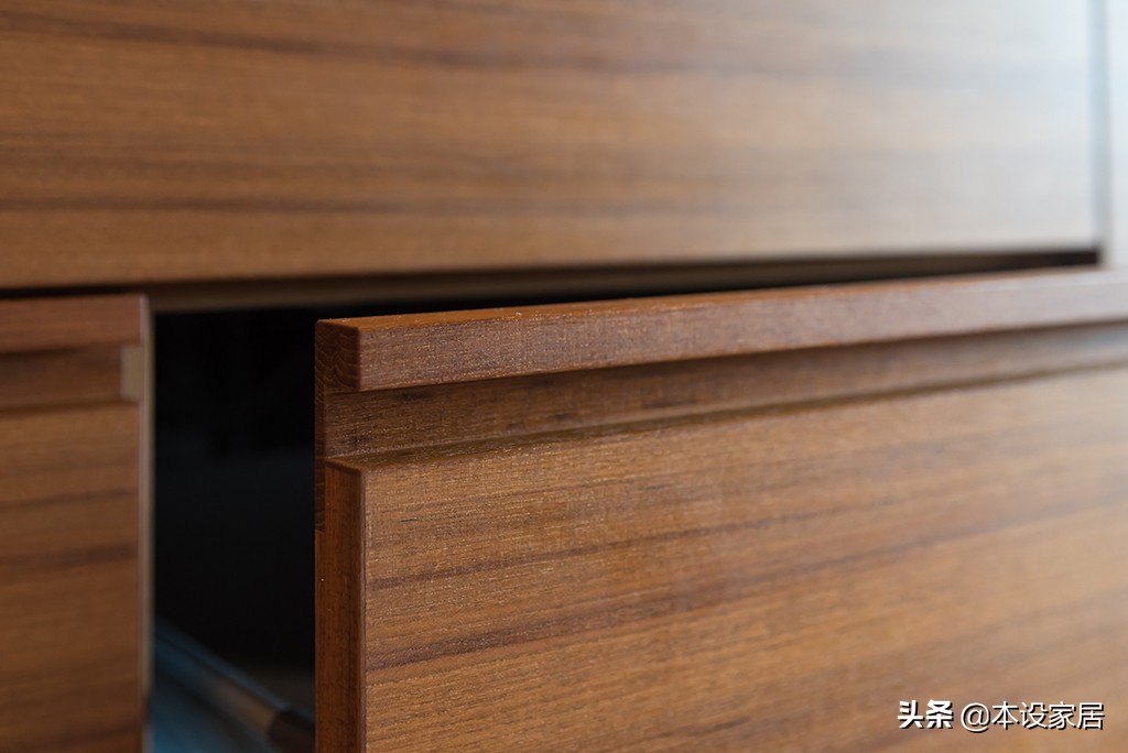 看了这套84㎡“教科书式”小宅,我发现无数中国人正在过度装修