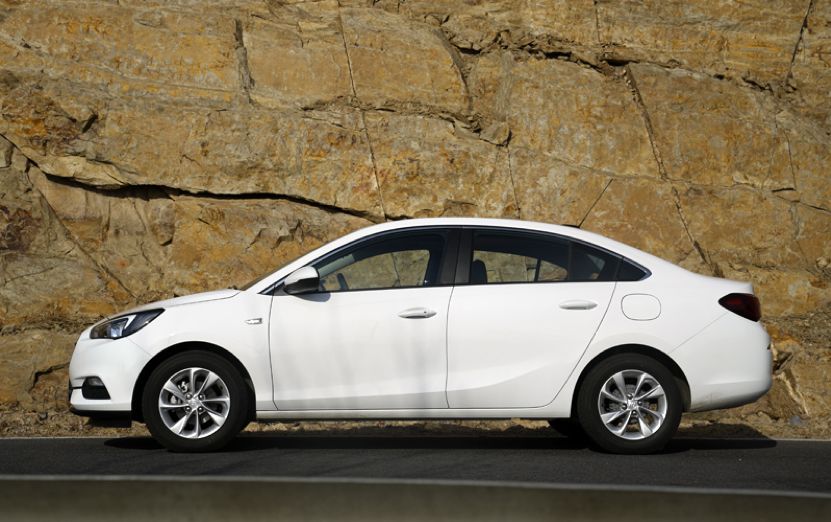 2012款别克凯越油耗高吗1.6排量,别克凯越2016款1.5l自动挡油耗