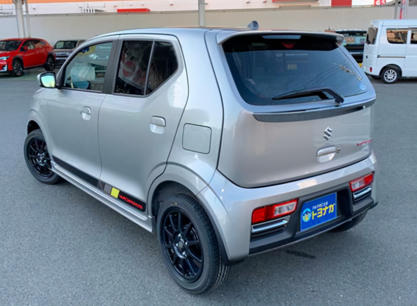 铃木小钢炮图片,铃木小钢炮最新款