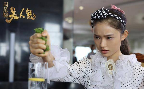 张艺谋人生履历,巩俐章子怡倪妮周冬雨历任谋女郎