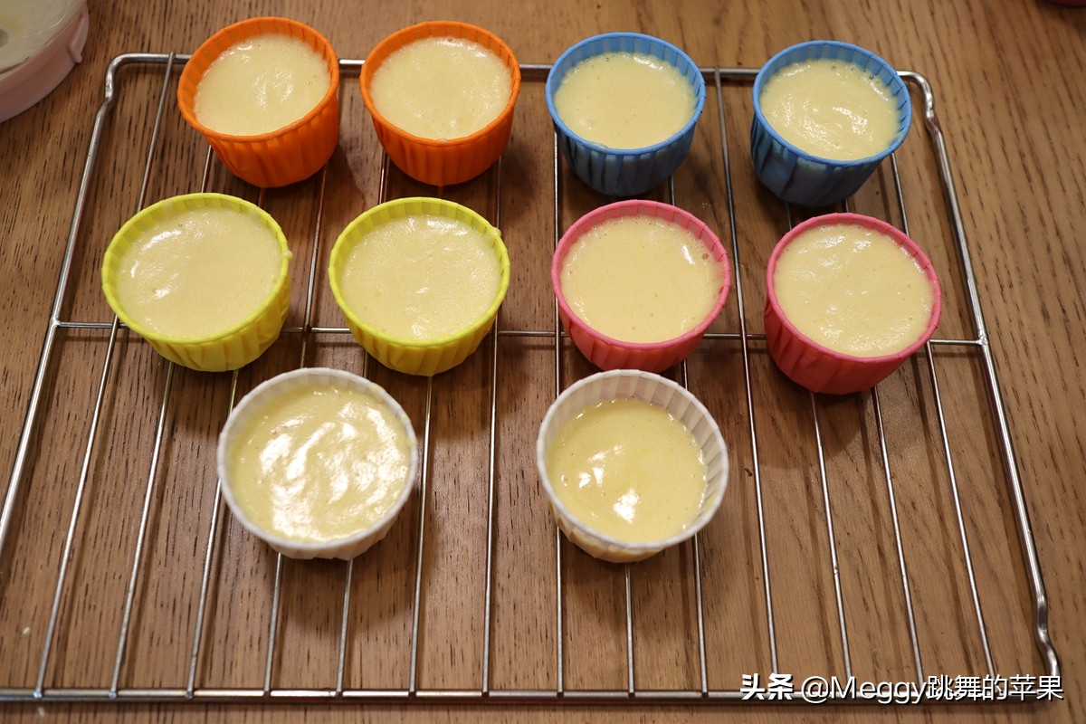 不用打蛋器和不用低筋面粉的蛋糕,不需要打发蛋清的蛋糕超蓬松