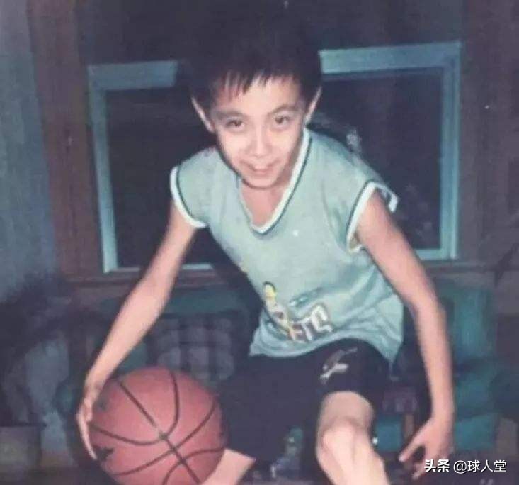 从无数人眼中的“关系户”到巨星，再沉沦，他到底经历了什么？