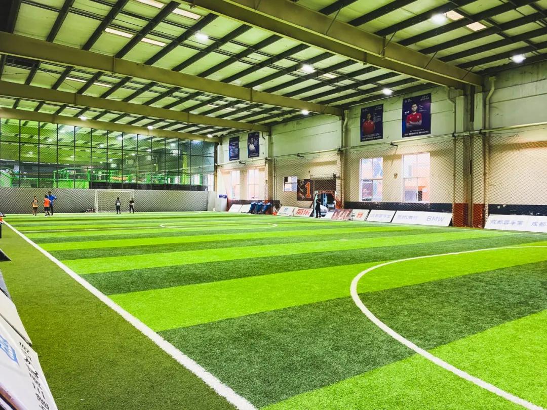 生命在于运动抖音小视频,生命在于运动抱着娃遛弯