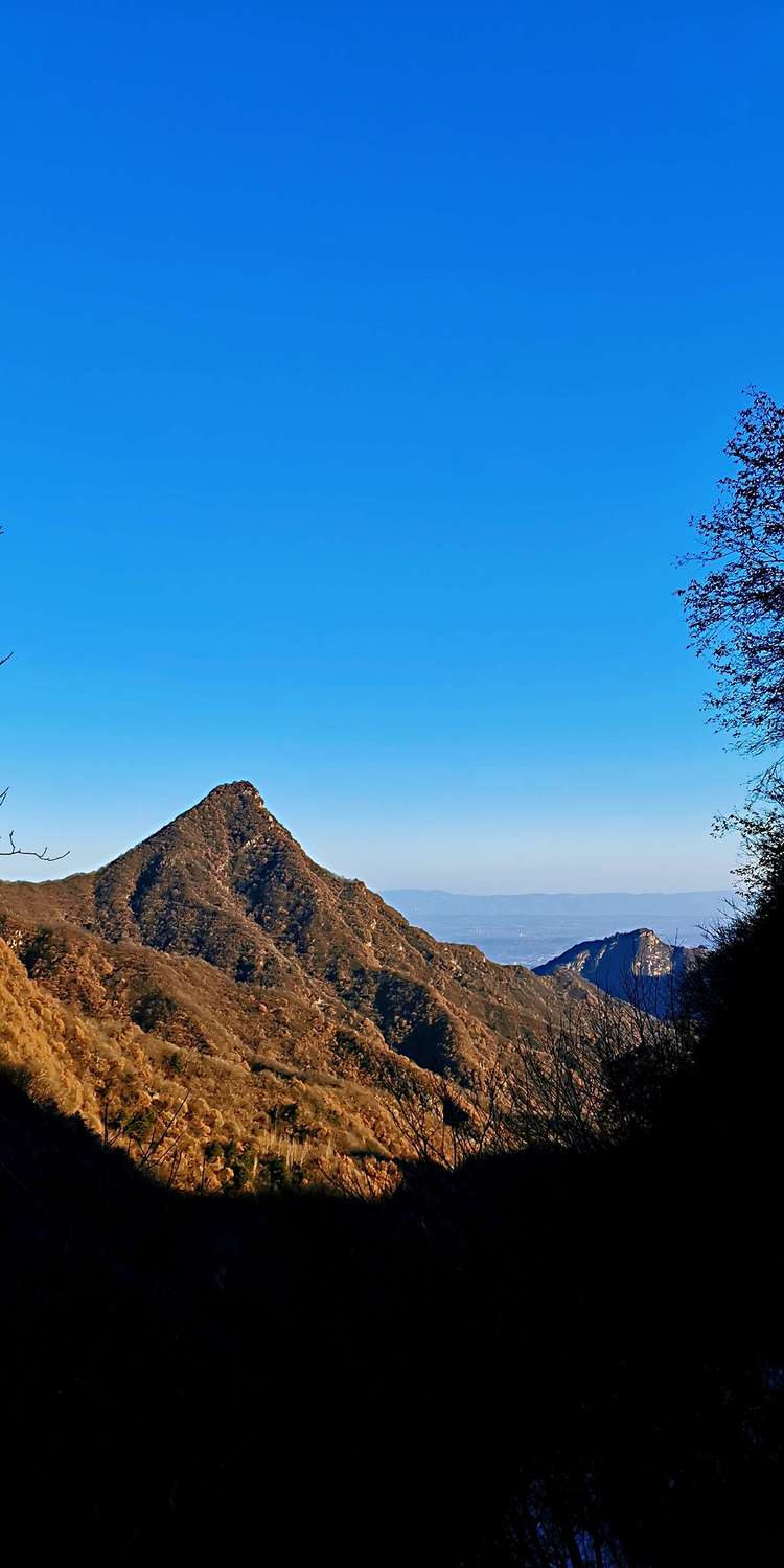 20210117独行太兴山，误入佛国秘境花石湾