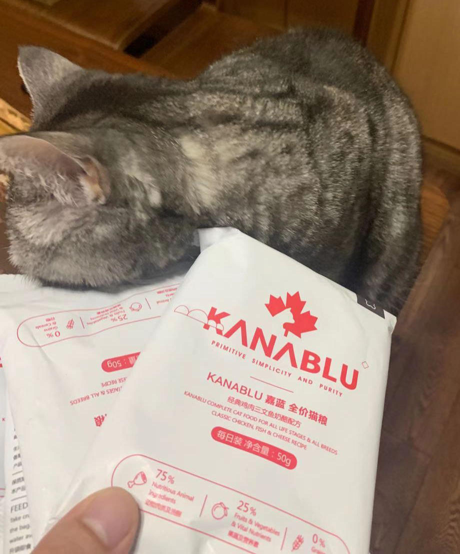 嘉蓝三文鱼猫粮,嘉蓝猫粮和皇家猫粮