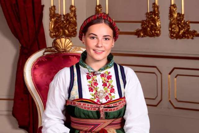 王者之风！来看看全世界现存王朝的继承者，王子公主们都长啥样？