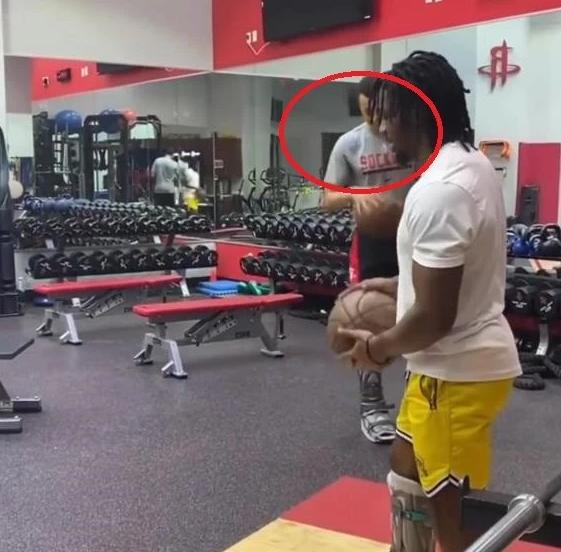 火箭有毒！两球员跟腱断裂，休城暖心！斯波尔丁也会受到特殊照顾