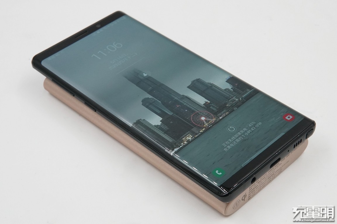 三星无线充电宝u1200,三星官方移动电源测评