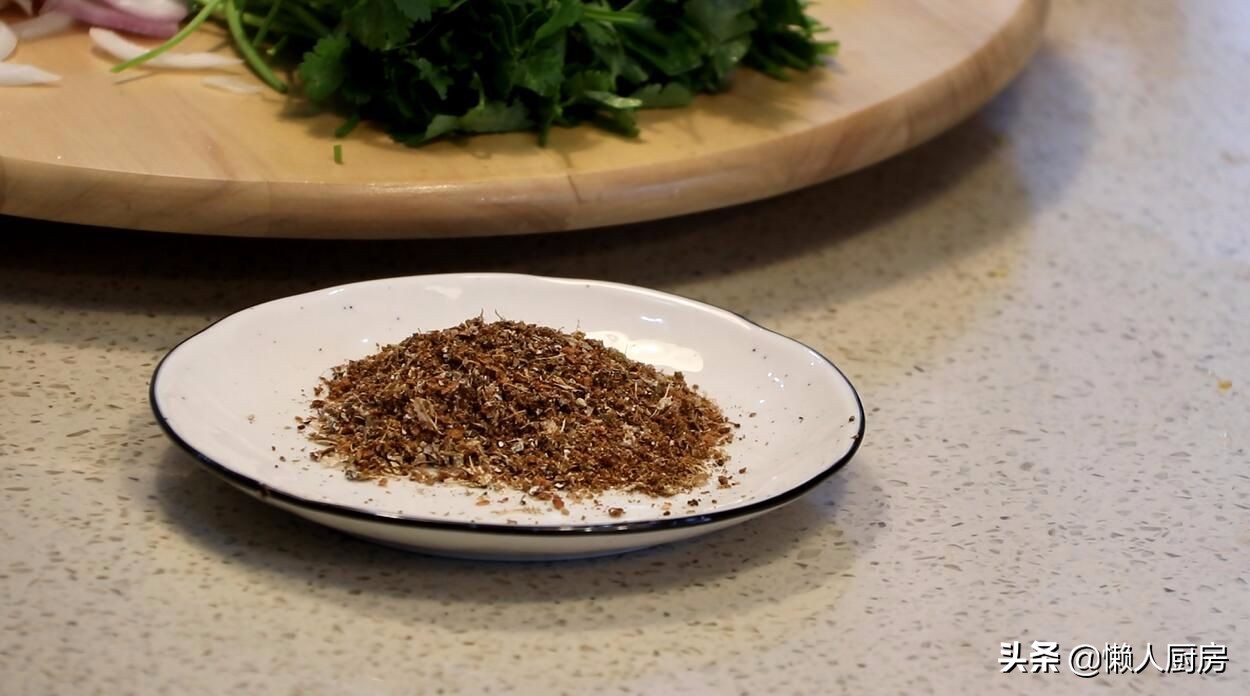 吃火锅不用买底料，教你自己在家炒底料，麻辣鲜香，做法超详细