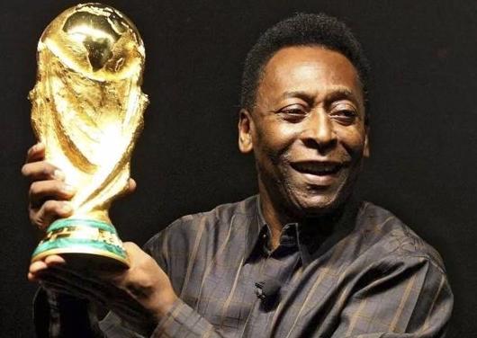 罗纳尔多大罗为什么叫外星人,大罗神级过人