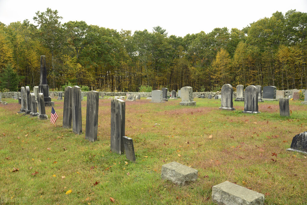 殡葬法对农村坟墓的规定,以前土葬坟墓要处理吗