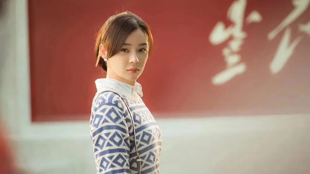 《创业年代》最“多情”的角色，两个动作之差，决定了其感情走向