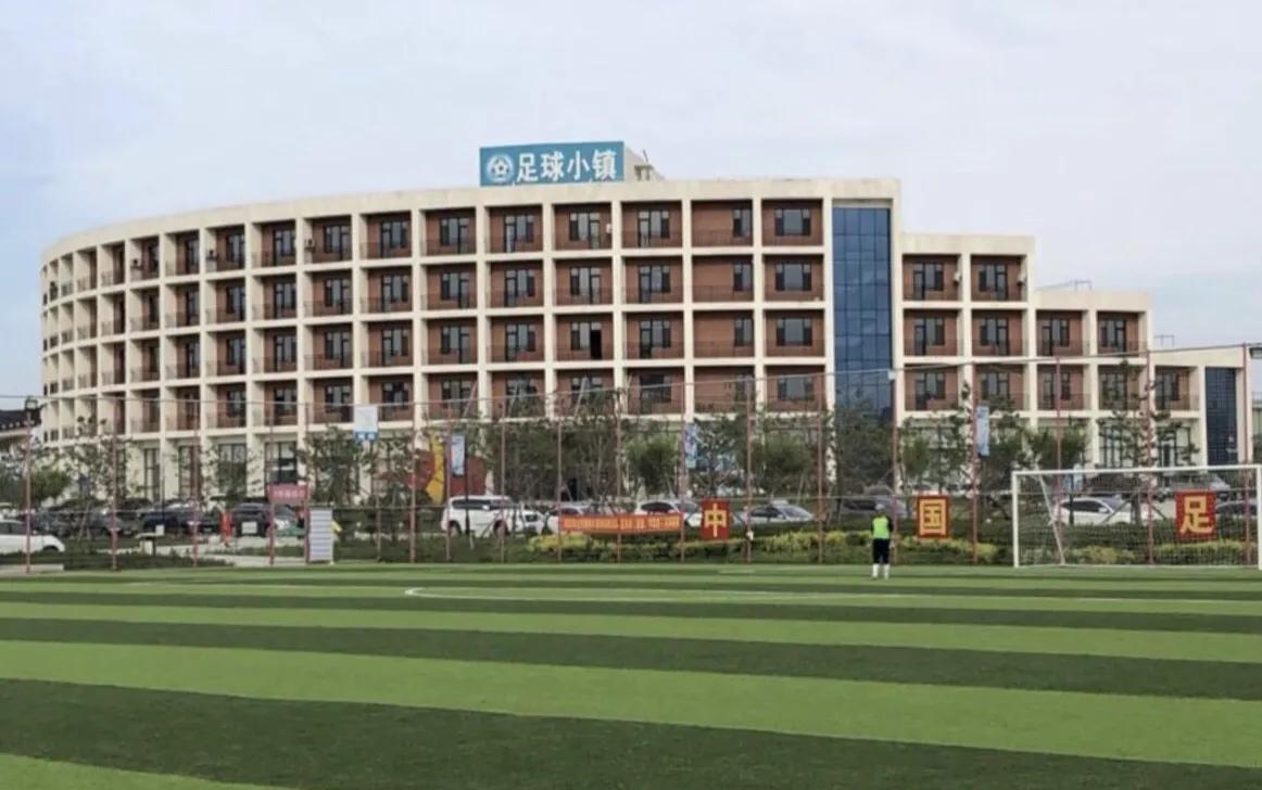 龙井一家民营企业勒紧裤带参战中冠，此举就是要告诉大家——延边足球还活着！