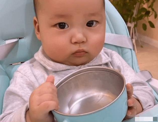 宝宝满口黄牙图片,宝宝满口牙照片火了