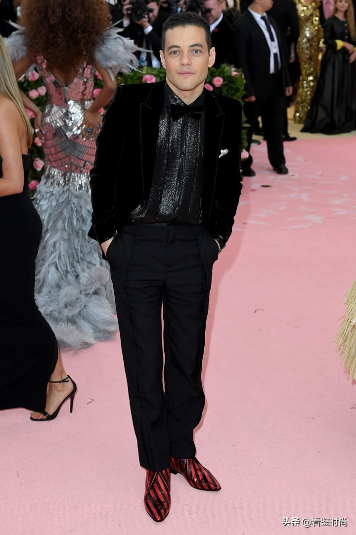 电影中痞帅的拉米·马雷克，没想到衣品相当了得，9个理念可借鉴