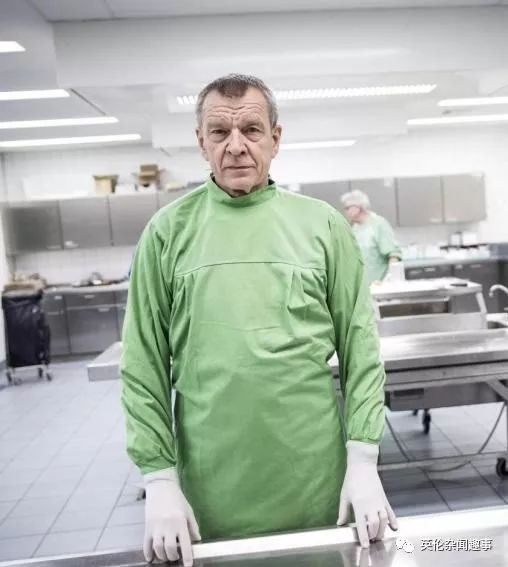 新冠病毒死者死于什么?德国病理学家有重大发现