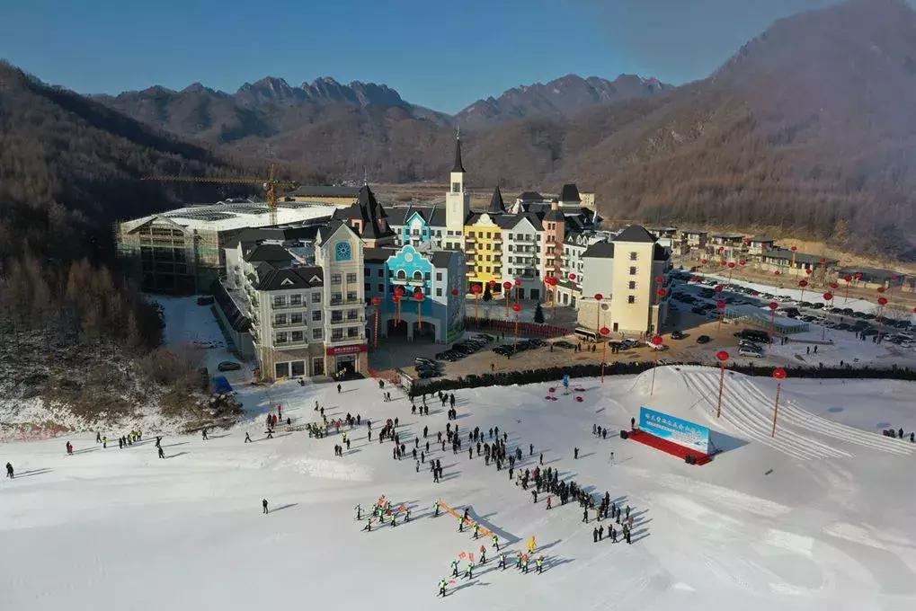本溪绿石谷温泉春节,来本溪观雪景泡温泉享惬意