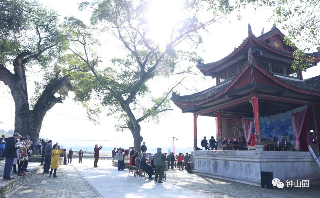 古村探险视频,古村探险攻略