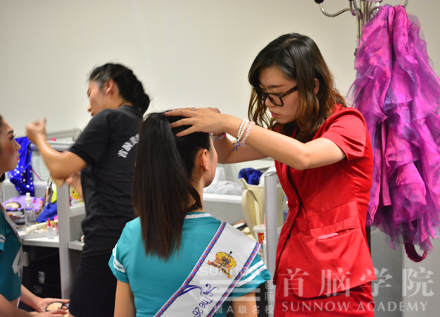 首脑学院化妆技术,首脑化妆造型学校