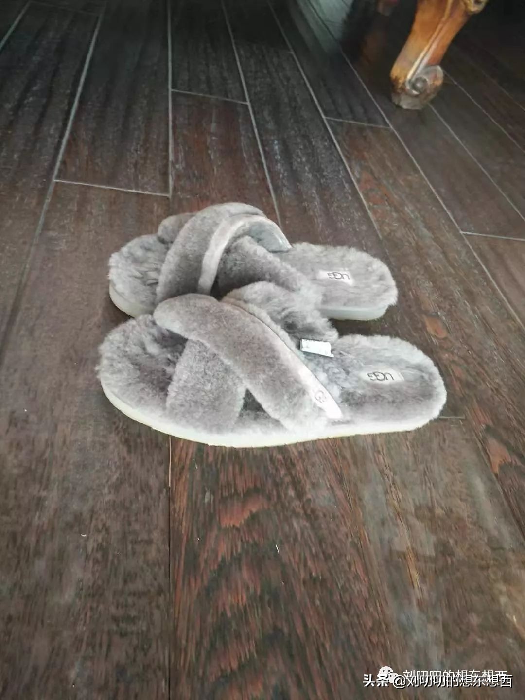 白t穿搭高级感西装,今年超级火的白t加西装外套