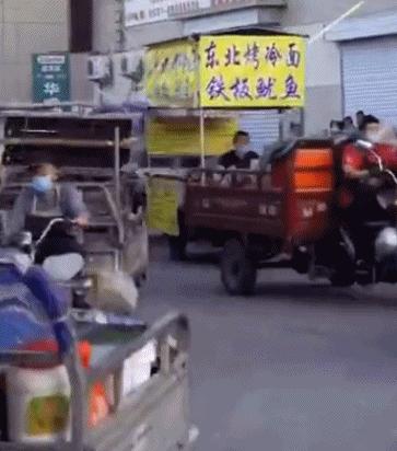 地摊摆得多生意会好吗,地摊摆什么有利润又走量