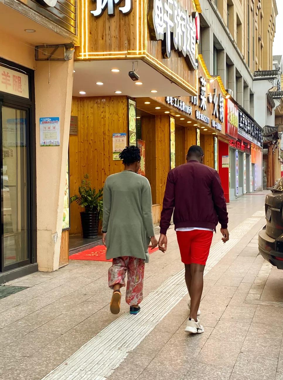 中国最适合摆摊卖吃的的城市,小县城卖什么吃的好有特色