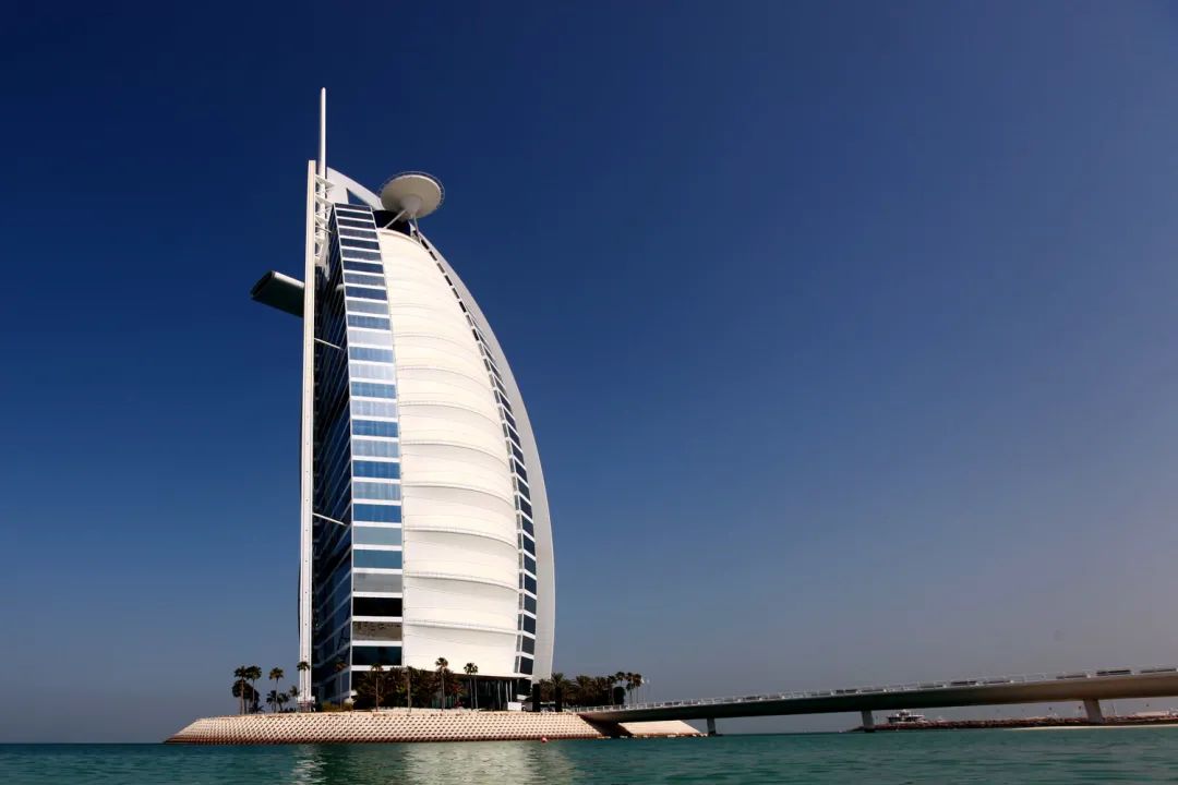 迪拜填海烂尾工程恢复了吗,迪拜旋转大厦建造图