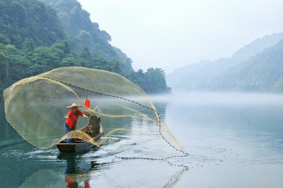 行走在路上寻找诗和远方,行走中有诗和远方