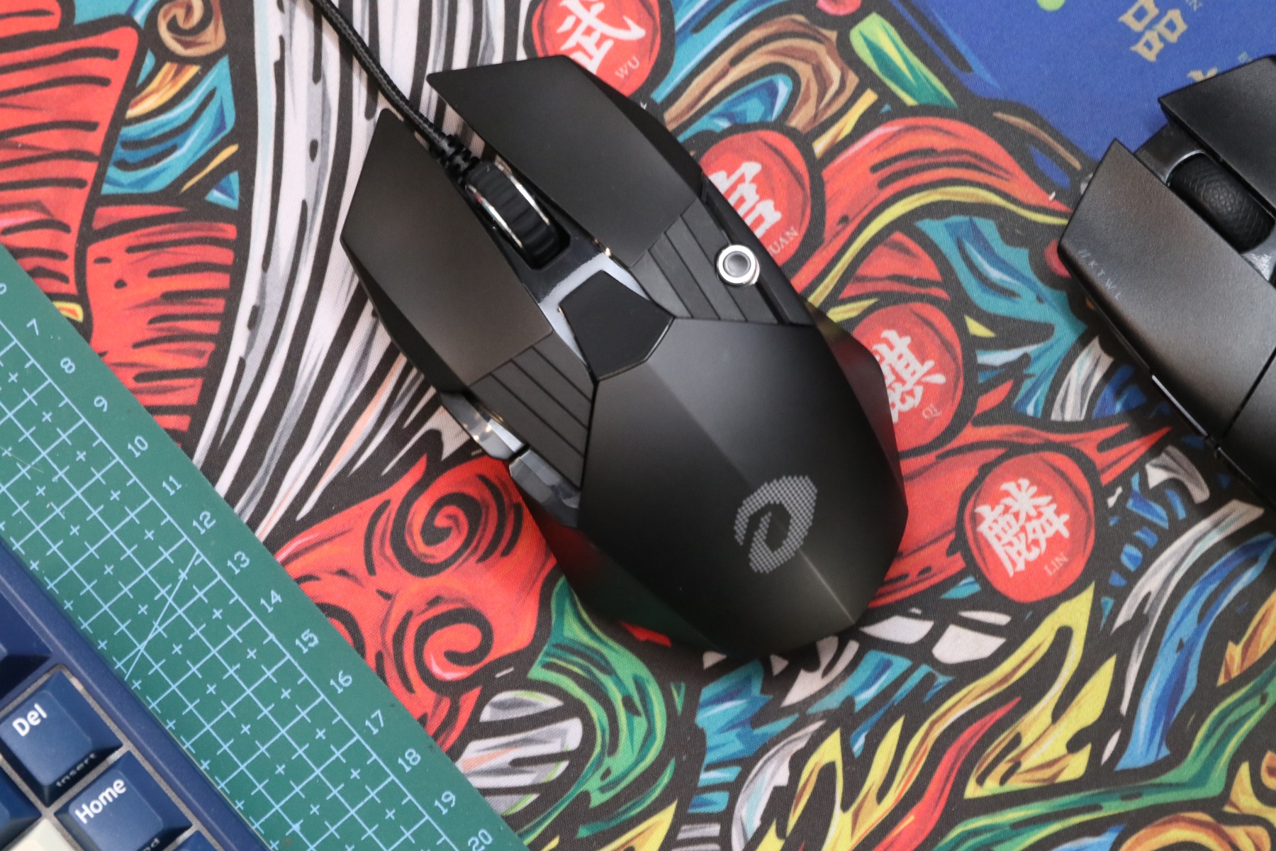 达尔优牧马人的鼠标怎么设置吃鸡,达尔优牧马人鼠标6代和五代