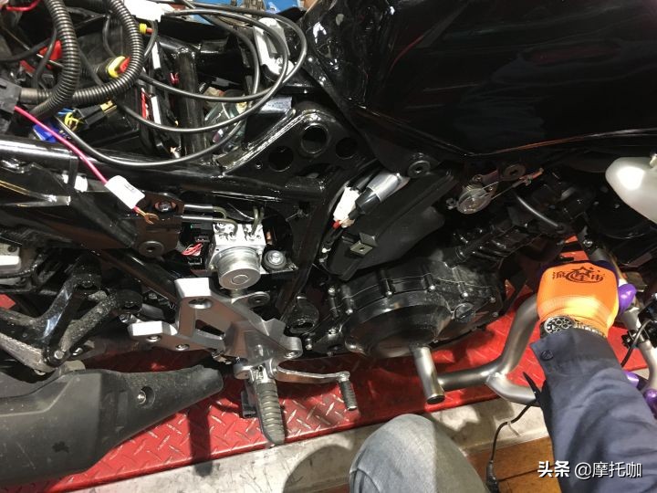 喜朗摩托车行车记录仪安装,踏板摩托车怎么安装行车记录仪