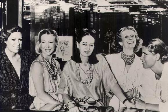 fendi皮草1995,fendi经典多色牛皮