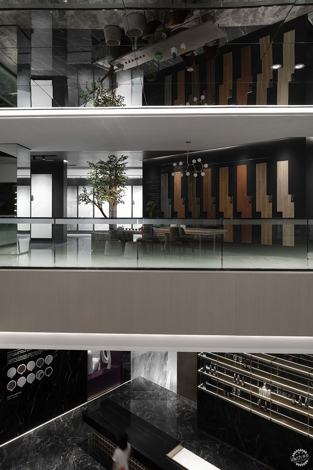 汇亚瓷砖展厅效果,汇亚陶瓷生产基地