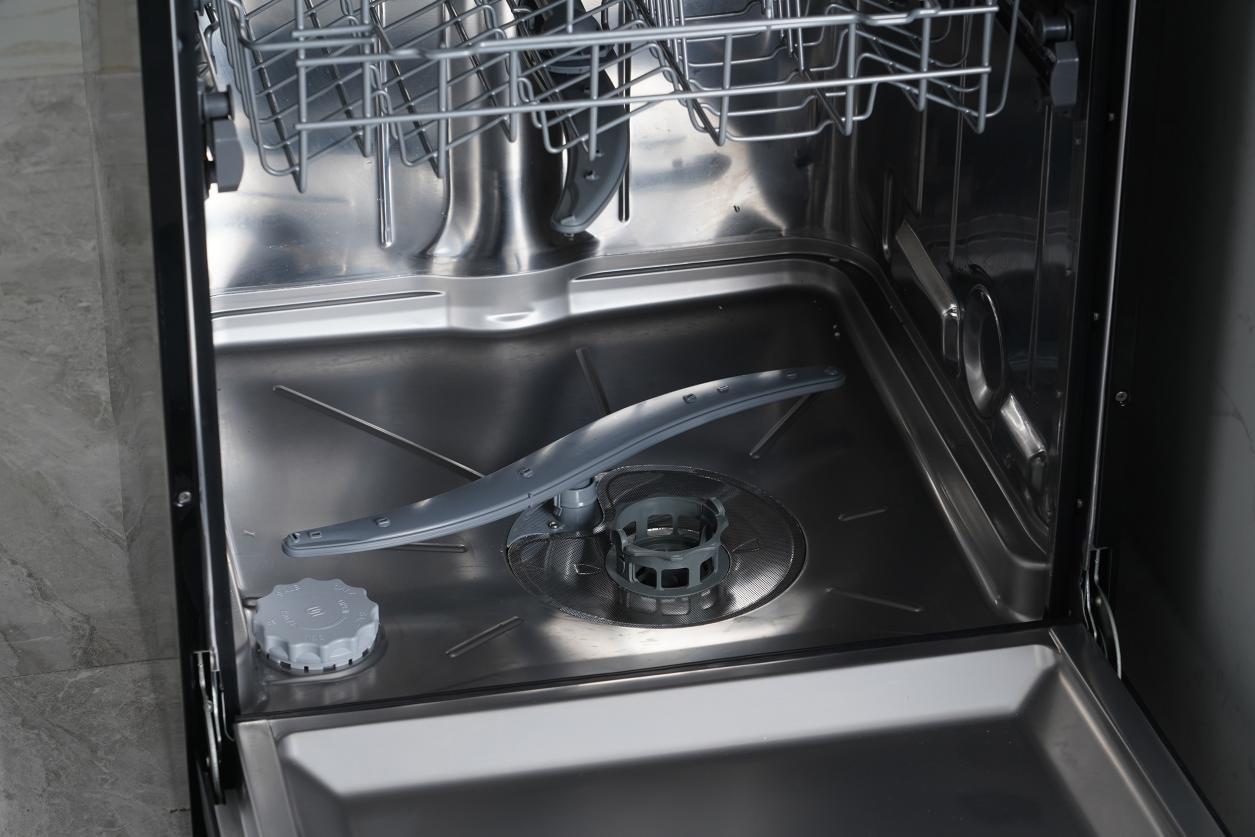 新型洗碗机进食堂,海尔洗碗机长效存储