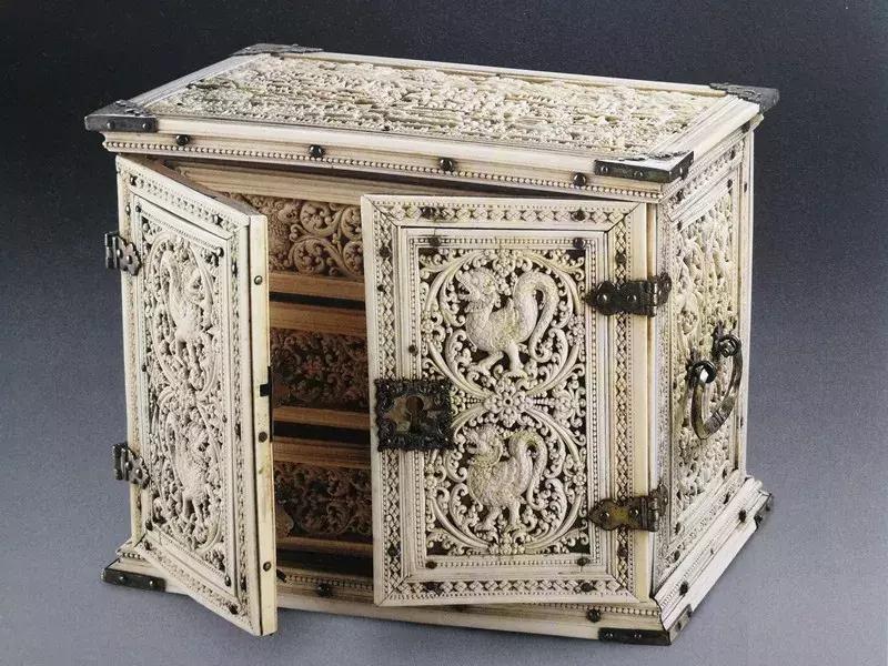 买椟还珠为什么留下盒子,古人买椟还珠