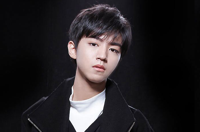 宝藏男明星肖战周深王一博蔡徐坤,谁才是顶流蔡徐坤和王一博