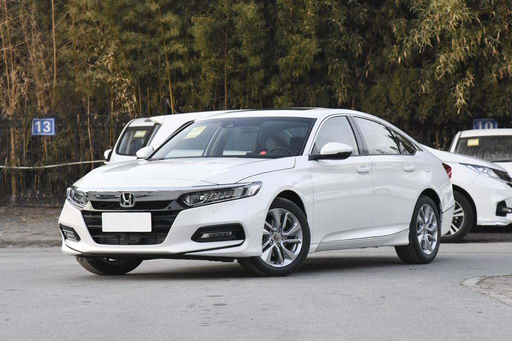 预算20w入手奔驰a级,同样预算选揽运还是揽胜