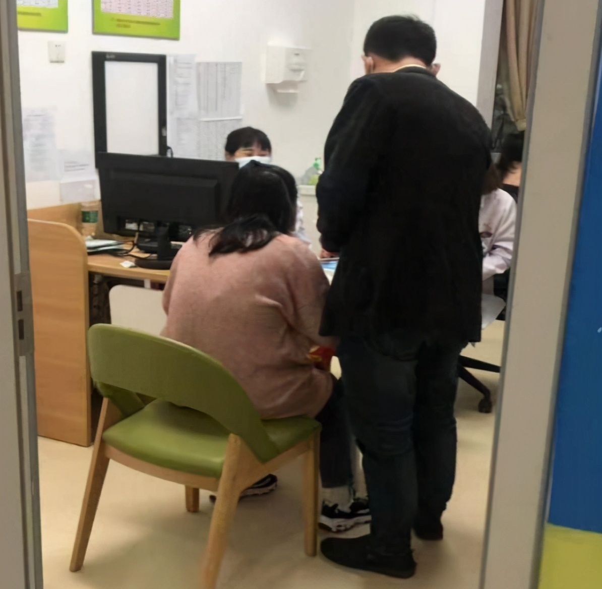 关爱自闭症儿童义诊,自闭症儿童义诊视频