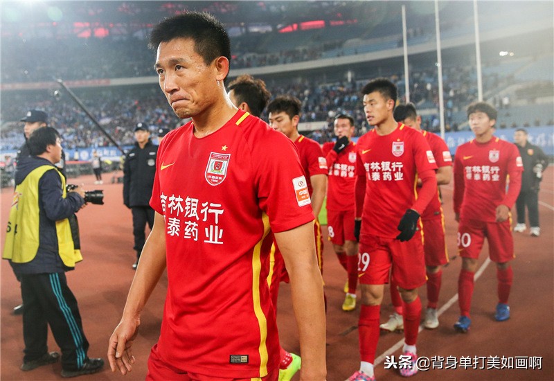 大连万达足球还有吗,大连万达足球当年有多强