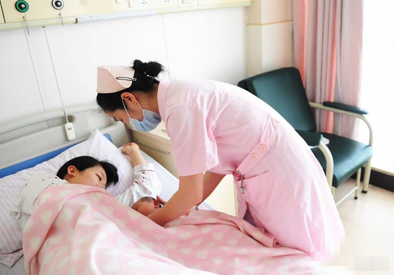 产科医生剖腹产真实流程,妇产科医生剖腹产片段