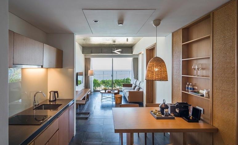 越南岘港海边三个字的酒店,越南旅游旅宿单人间