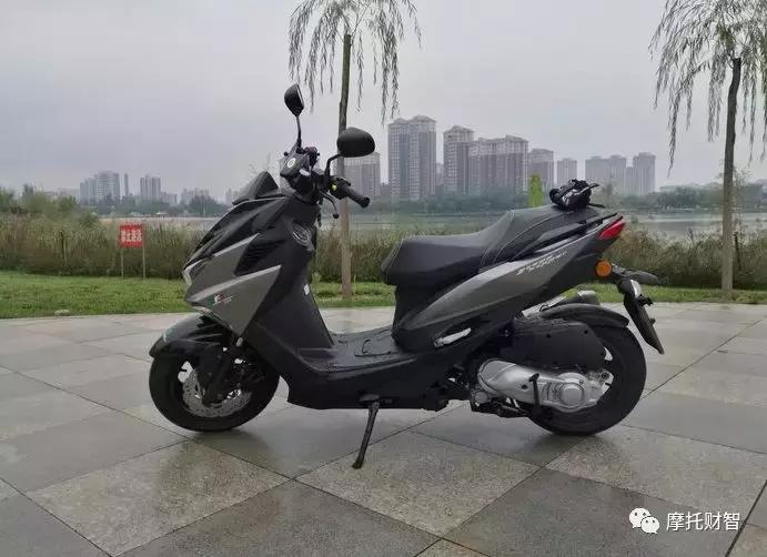 金城草蜢200驾驶感受,金城草蜢是山寨车吗