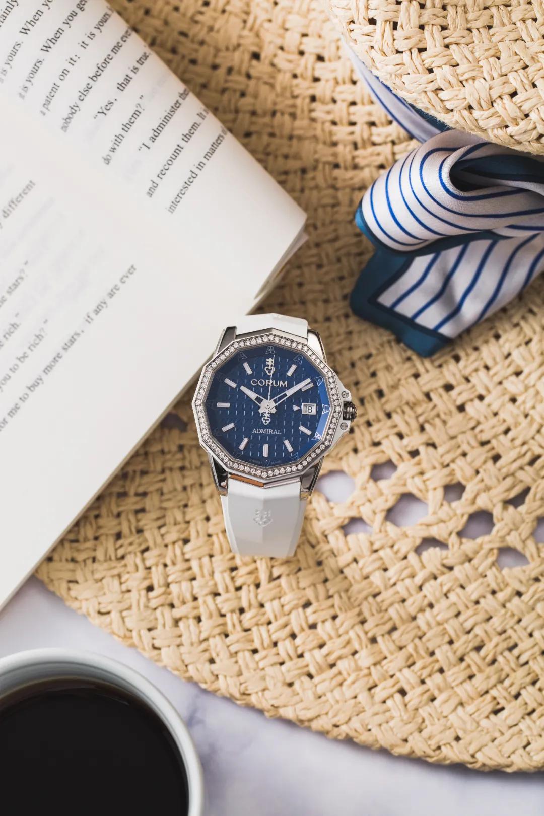 十一国庆没闲着，大腕给你找了4个爱表的女朋友