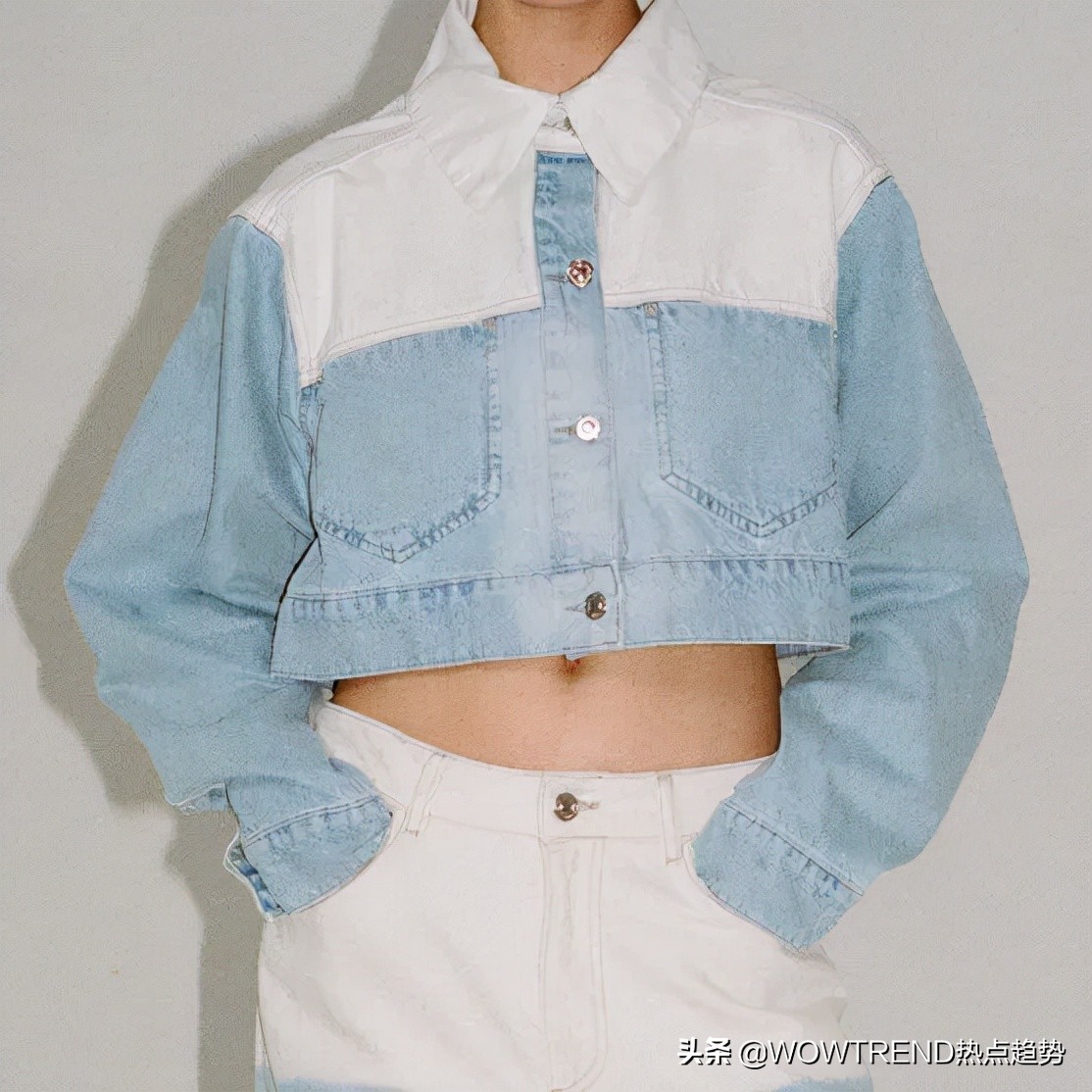 鍜枃鍤煎瓧琛ｆ湇,鍜枃鍤煎瓧2004